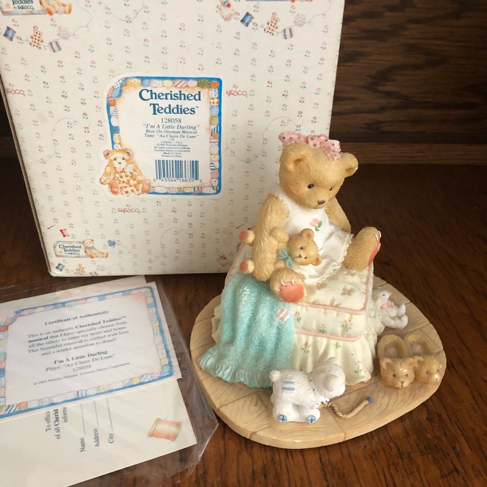 CHERISHED TEDDIES I’m A Little Darling Bear Ottoman FIGURINE “Au Claire De Lune”